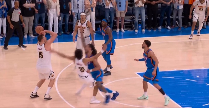 【有趣体育】掘雷大戏复盘：多特恶犯开局 约基奇连砍9分续命 SGA俩三分破丹佛(图12)