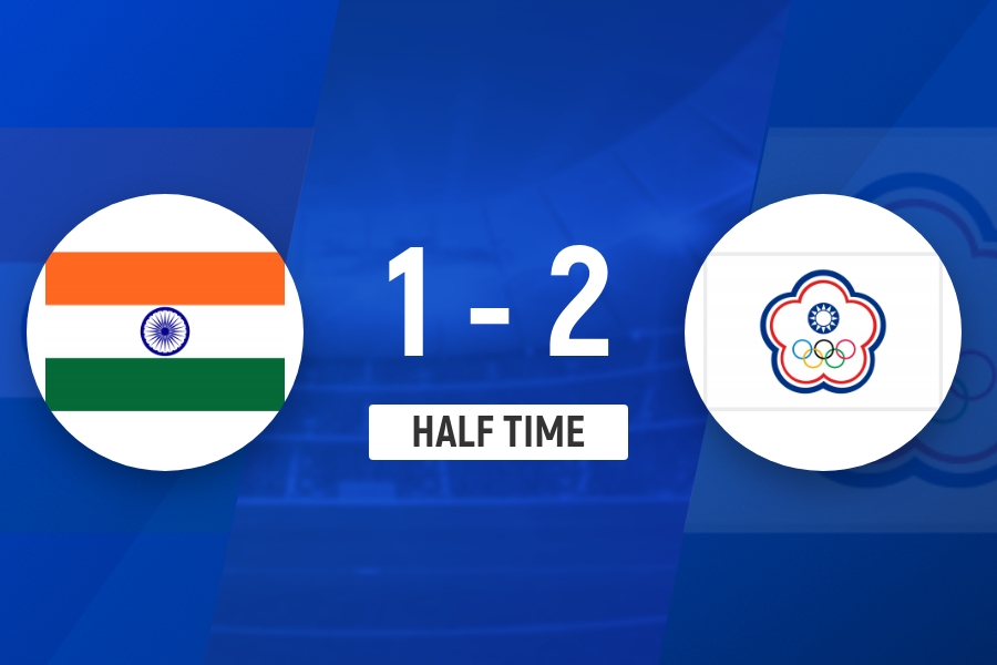 [体育世界]半场-苏育萱破门许翊筠点球造门将乌龙 中国台北女