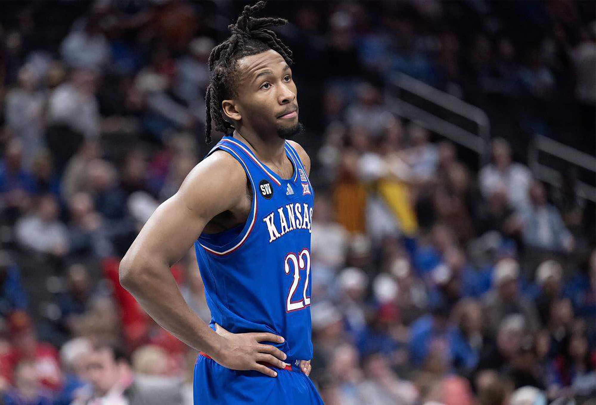 【体育报道】15中5无助攻！状元热门彼得森暴露缺陷 拉胯表现恐影响其选秀前景(图1)