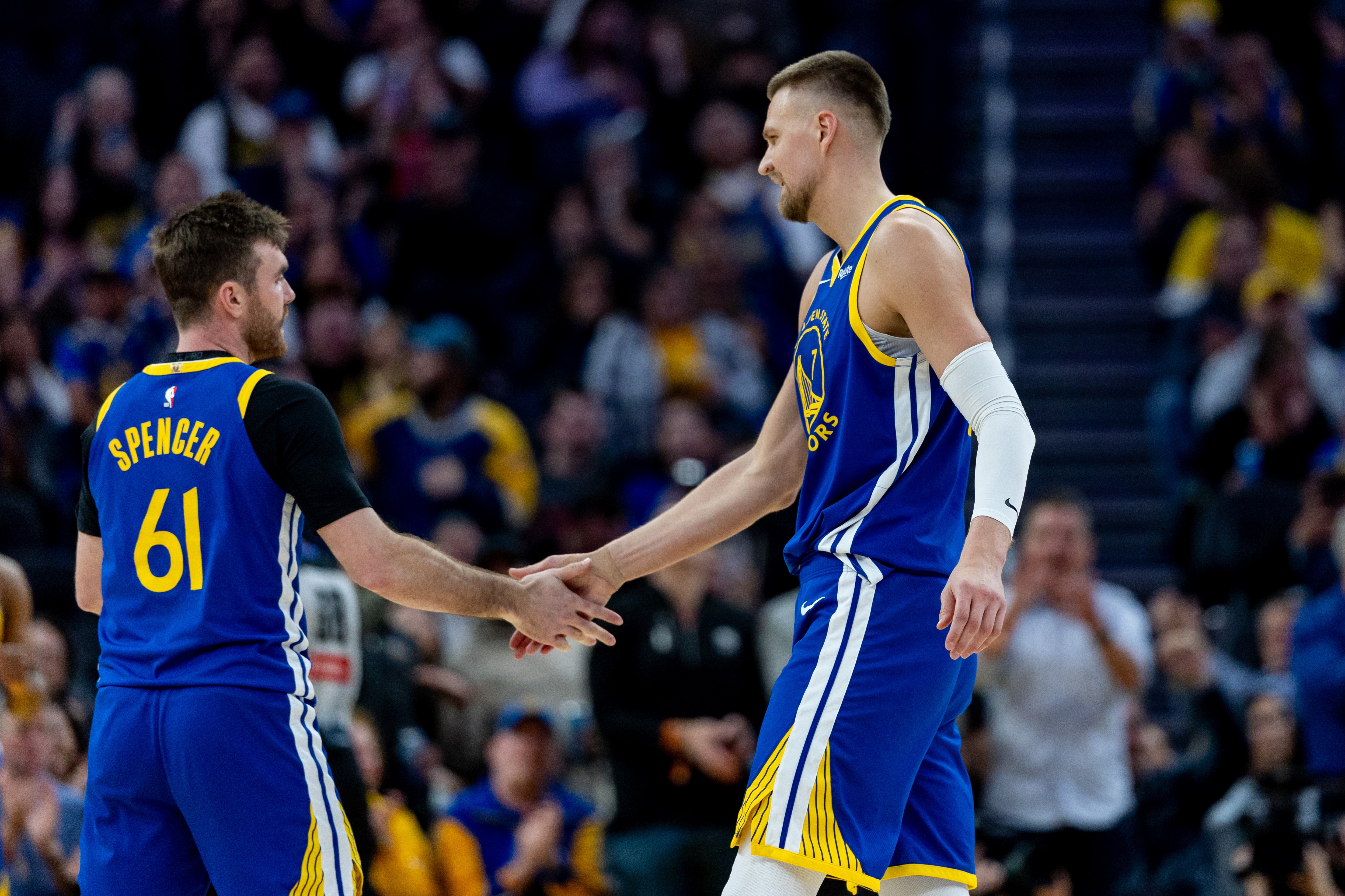 【体育世界】老詹&字母终归只是幻想！勇士只能继续不上不下 直到库里退役？(图5)