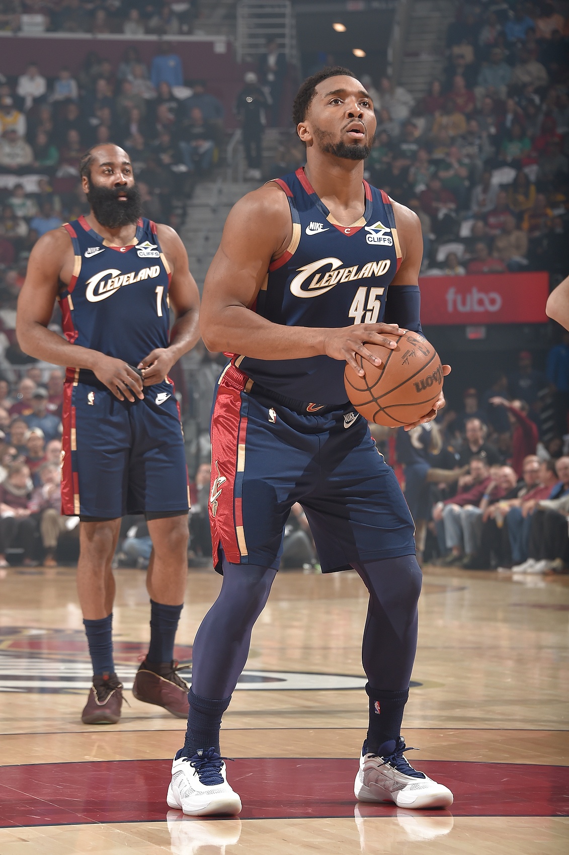 [最新公告]只剩5秒接哈登传球是⬇️否有压力？米切尔：不是压力 但阅读要更快(图1)