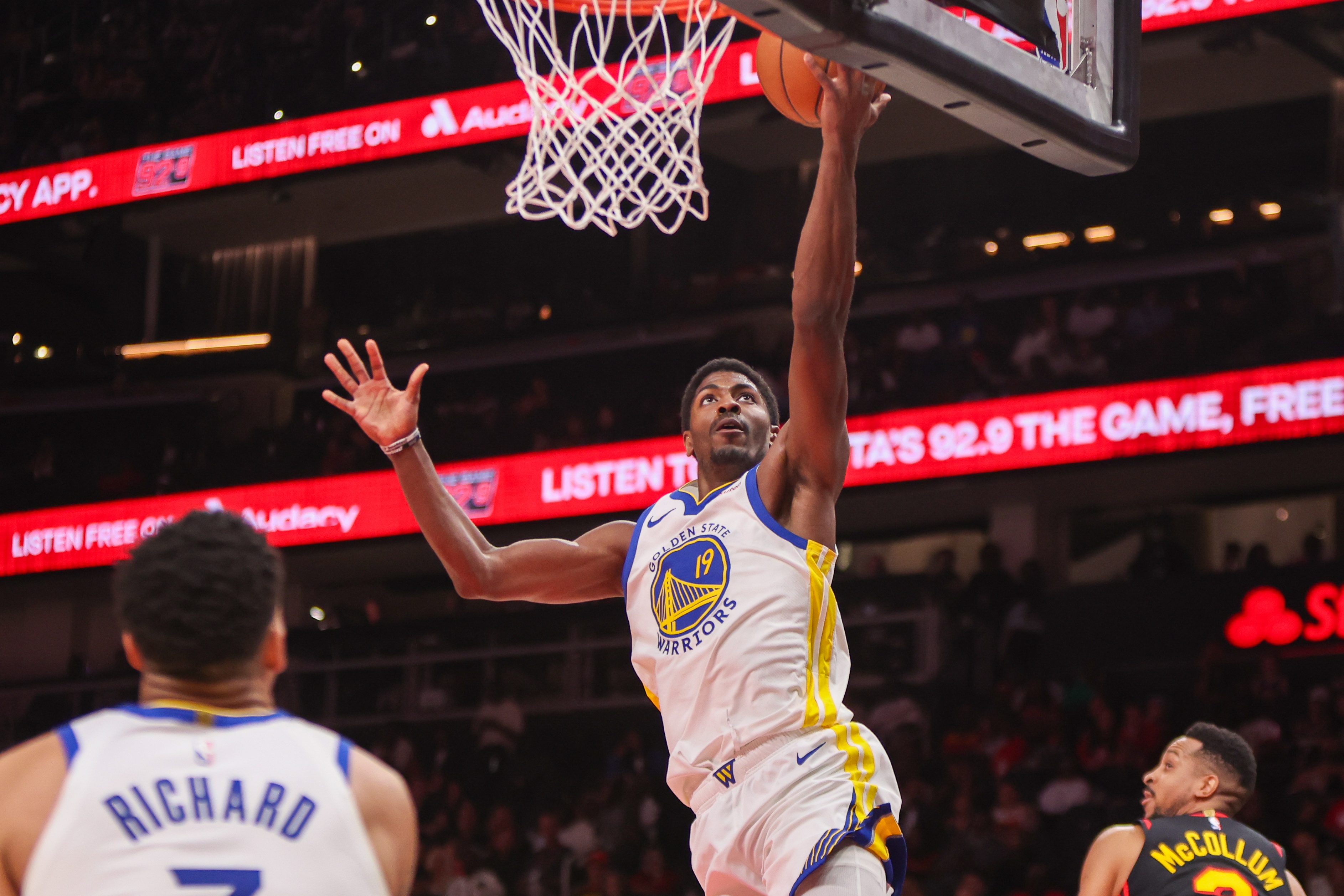 【体育深读】今日力战47分钟 内威：我一点儿也不累 我爱这样