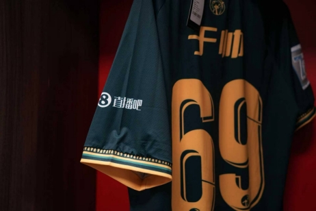 【今日体讯】直播吧对话榆林漠✨北矿工投资人魏嘉宇：榆林需要球队和足球的火种(图3)