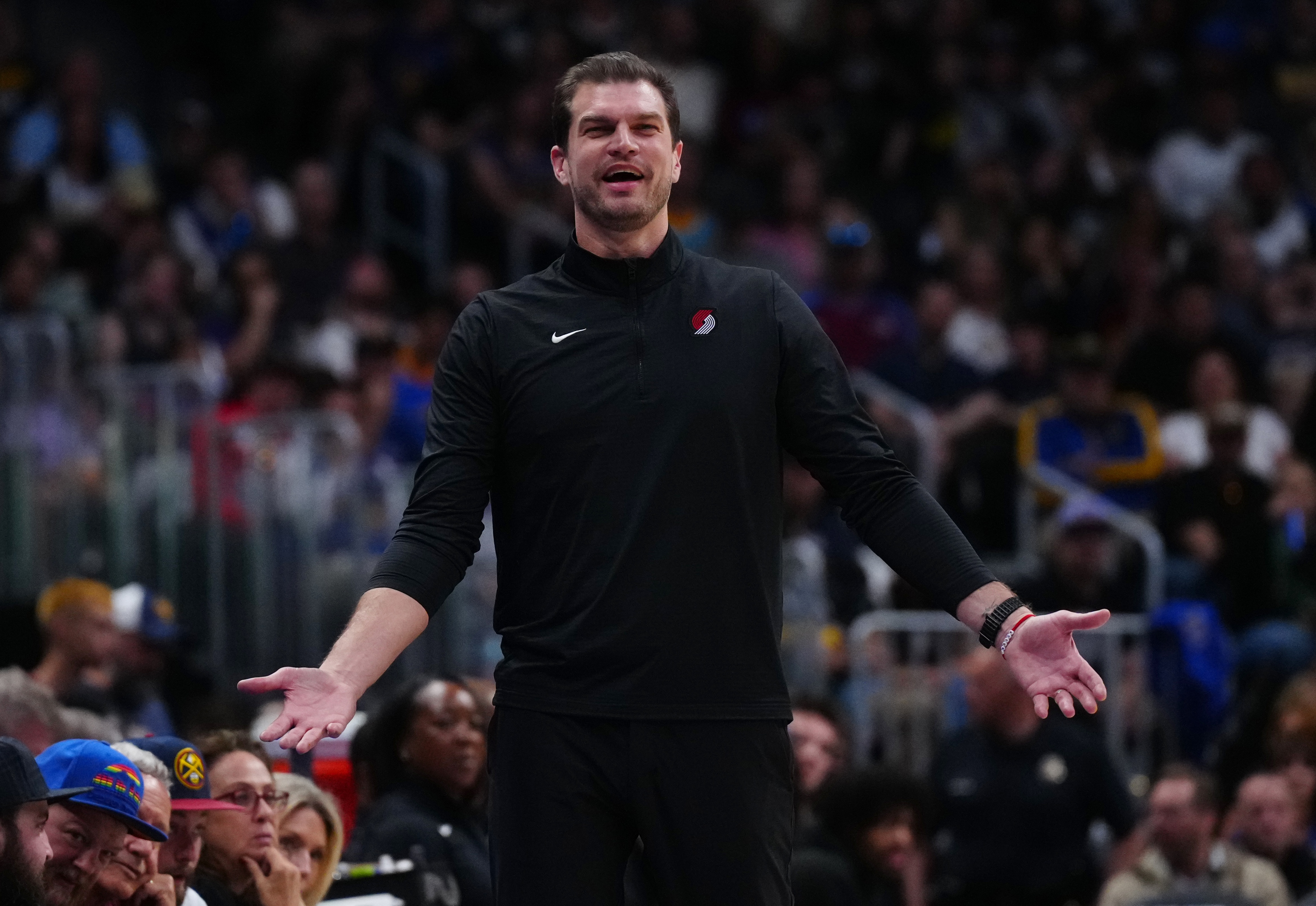 [体坛动态]拓记：若球队进季后赛斯普利特很可能留任 今夏可能