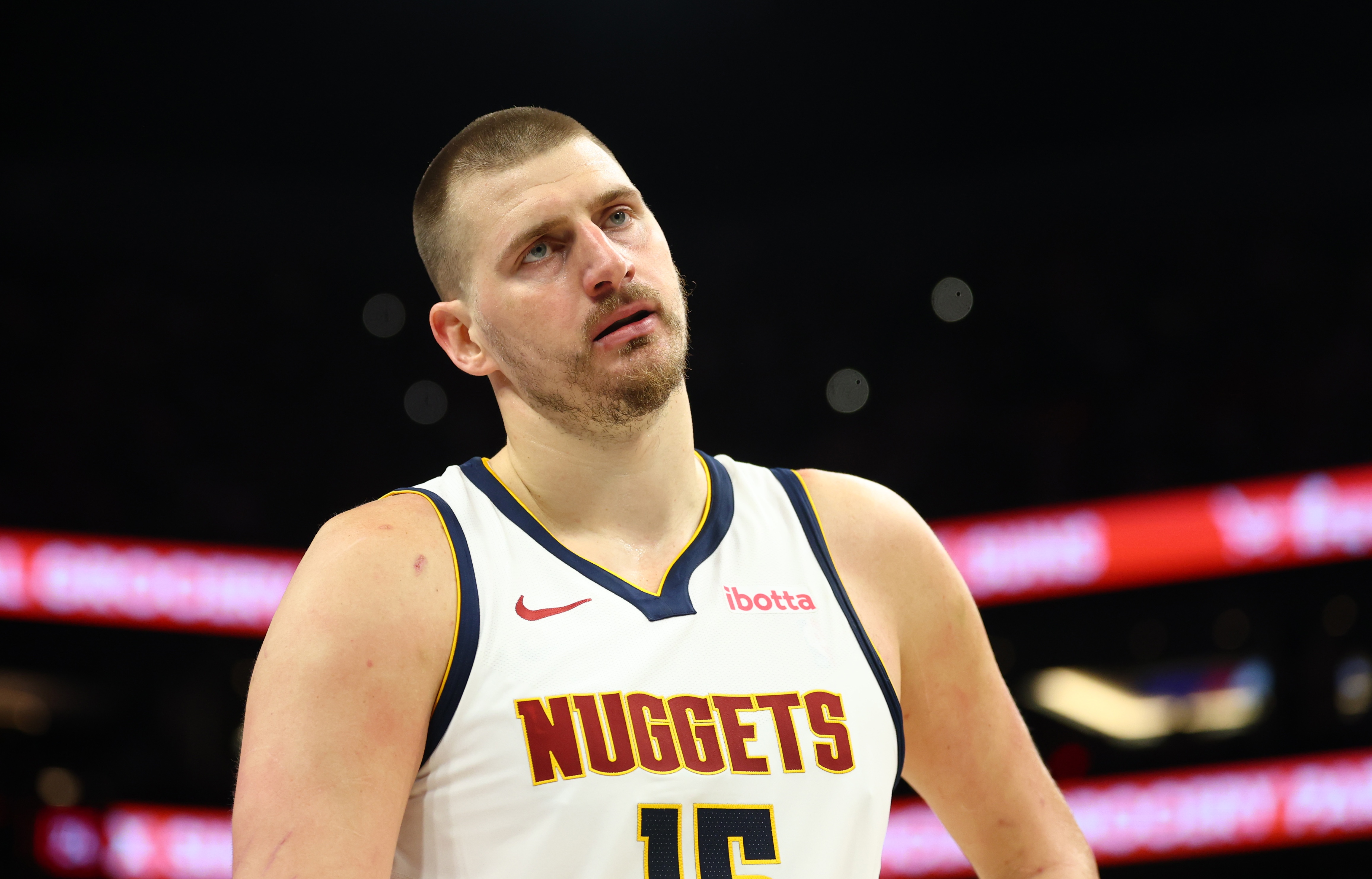 【体育热点】以80+%真实命中率砍30+三双场次：约基奇10次⭐ 张伯伦4次 卢卡2次(图1)