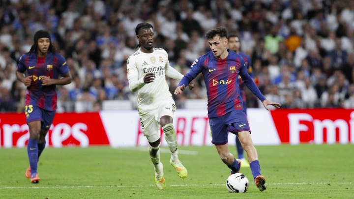 【新闻现场】西甲联赛仅剩两个月收官，多重悬念等待揭晓