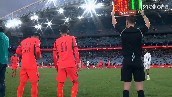 帽子戲法+6過人成功，亞馬爾當選巴薩4