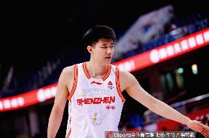 外线有谱！武子涵10中6贡献17分 三分7中5&正负值+21