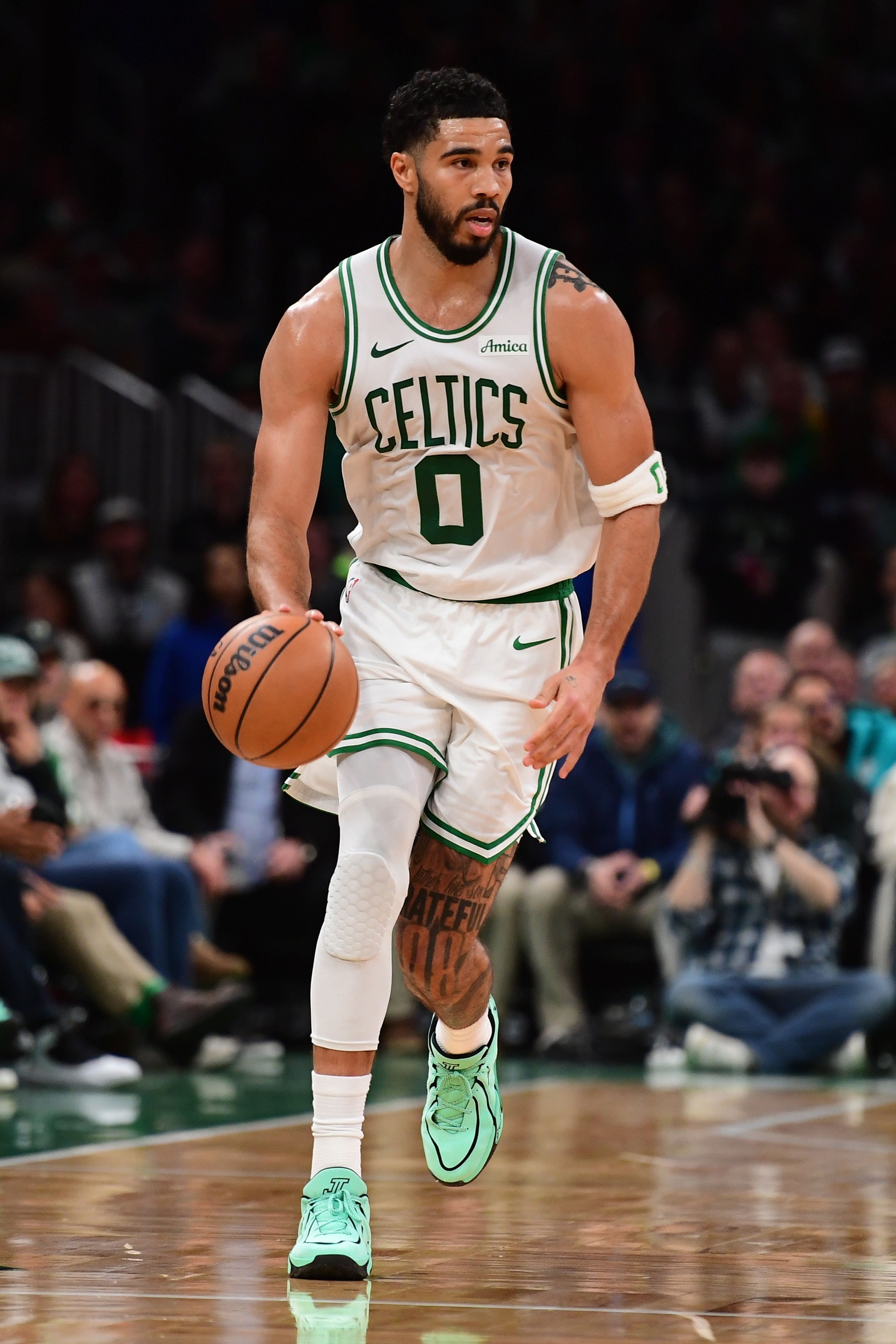 【体育报道】塔图姆：在凯尔特人的目标就是夺冠 但你不能将一切视作理所当然(图1)