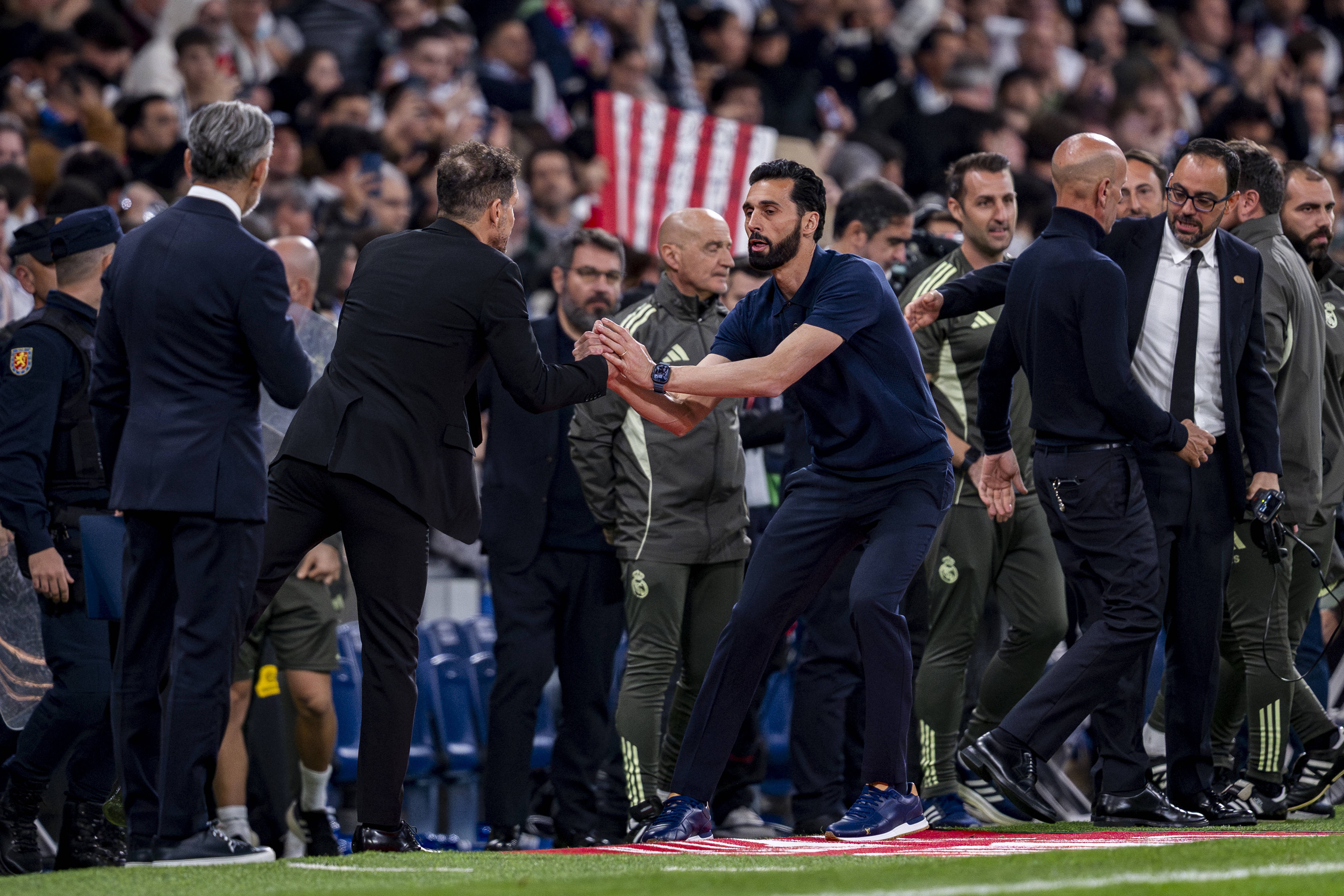 [今日动态]每体：多名西甲主帅帅位将⚽更迭 巴尔韦德下赛季不
