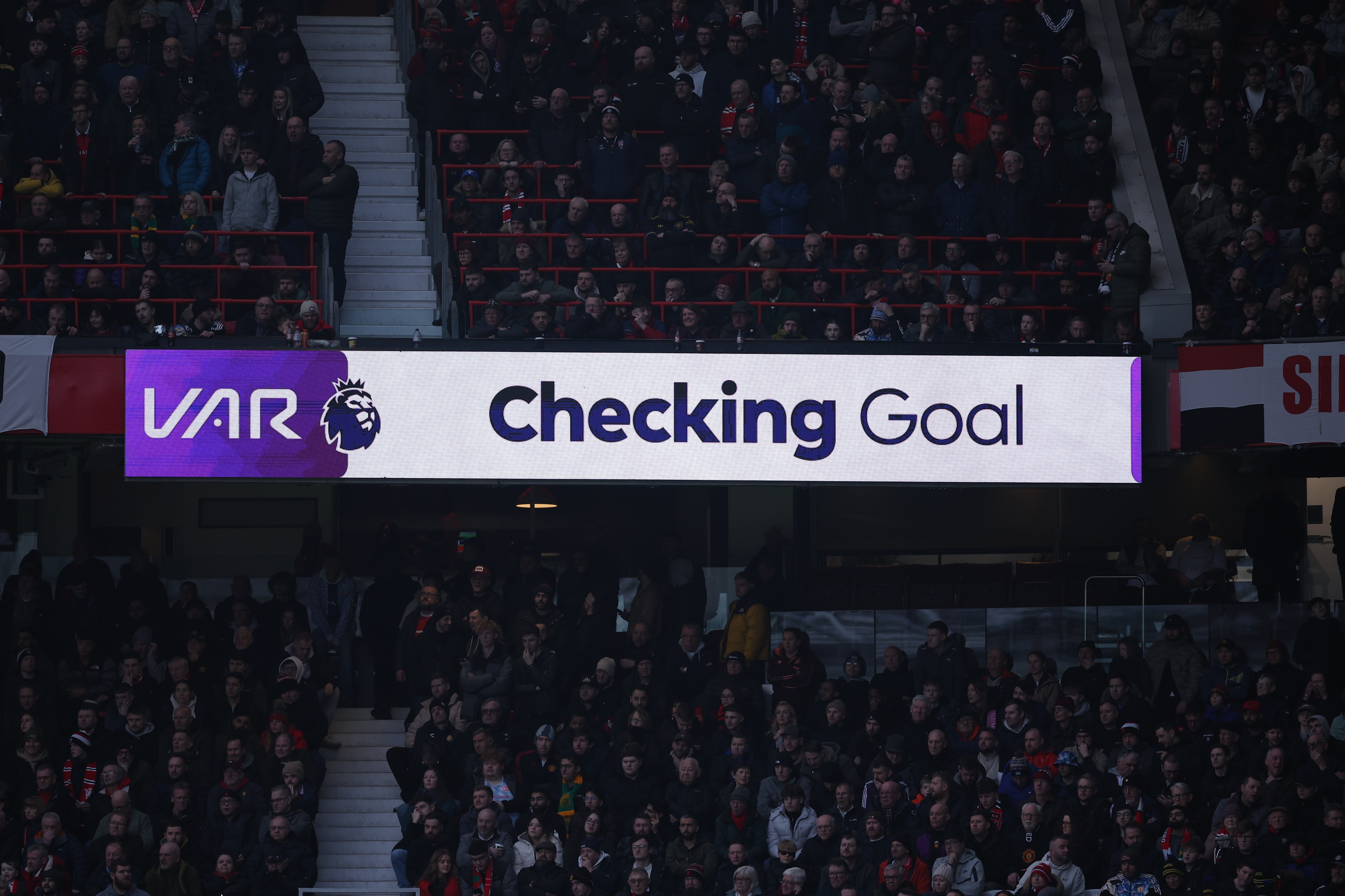 [热点直击]泰➡️晤士报：75%球迷不支持在英超使用VAR 