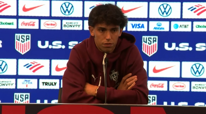 菲利克斯:若我们进球99%比赛会赢,10秒换人若是球员受伤怎么办