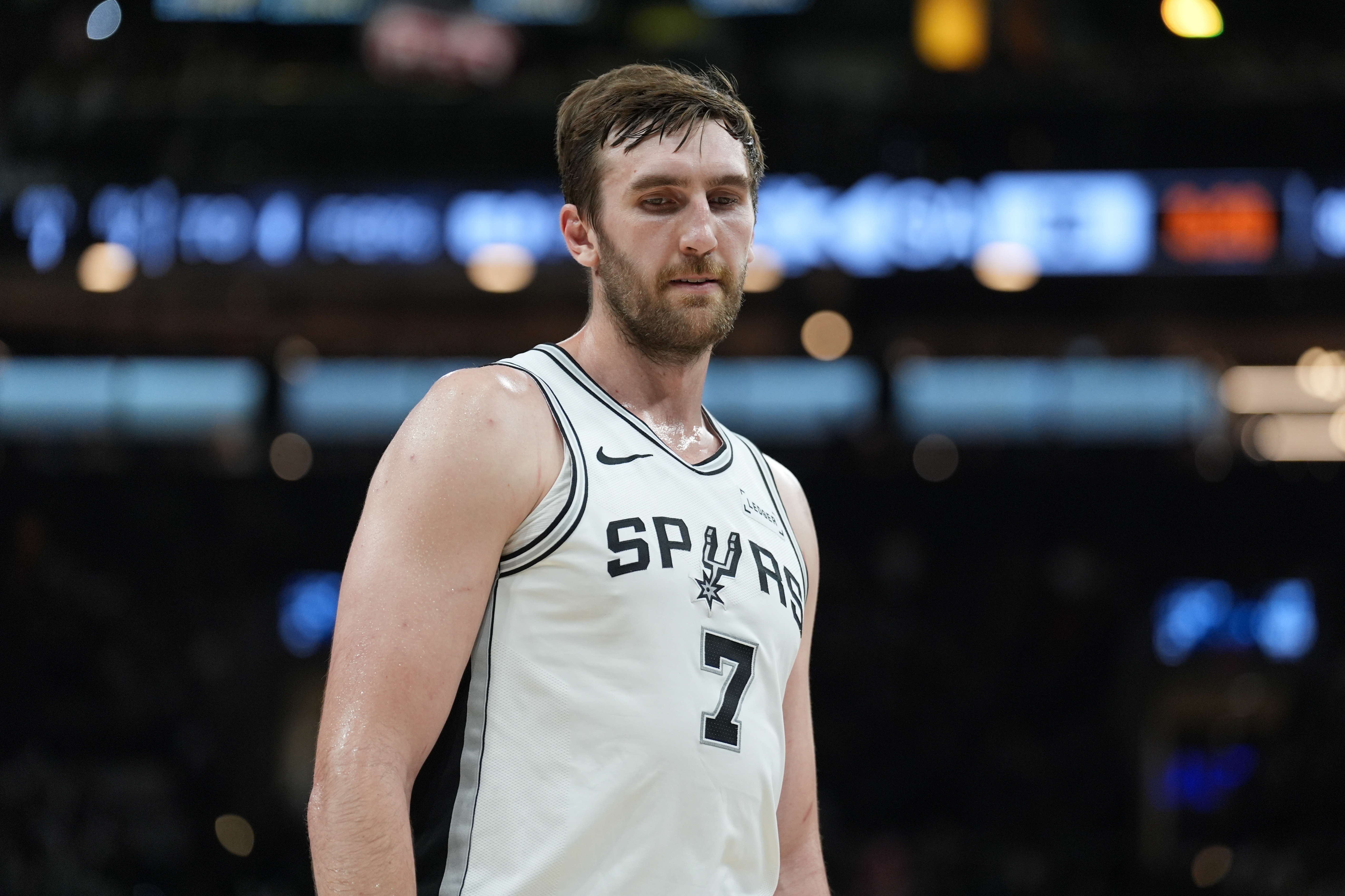 [篮球]米奇谈科❕内特缺席：本季他的负荷量高居前列 要确保他