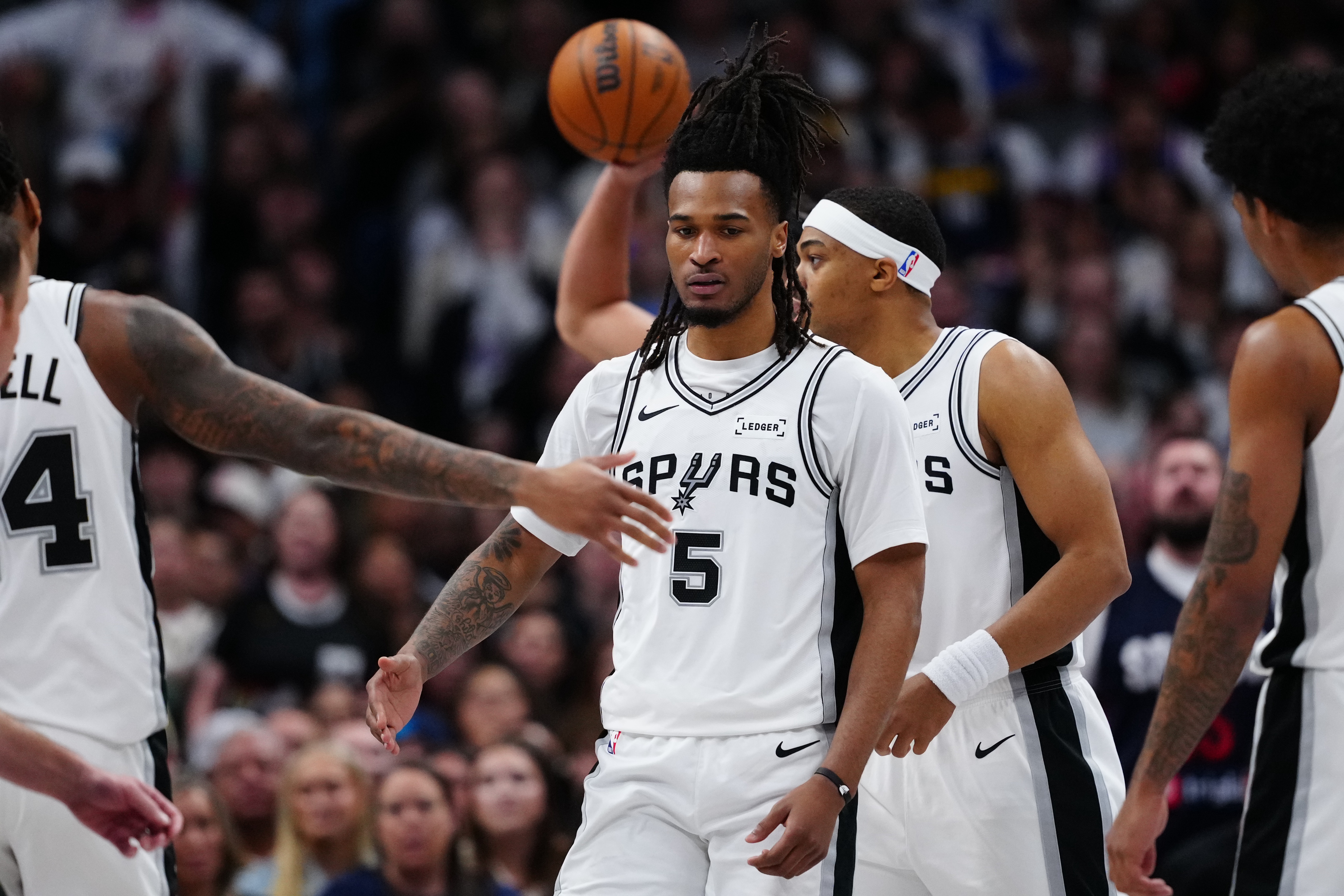 【精彩资讯】卡斯尔：我们终于能圈季后赛的比赛日期了 目标是能