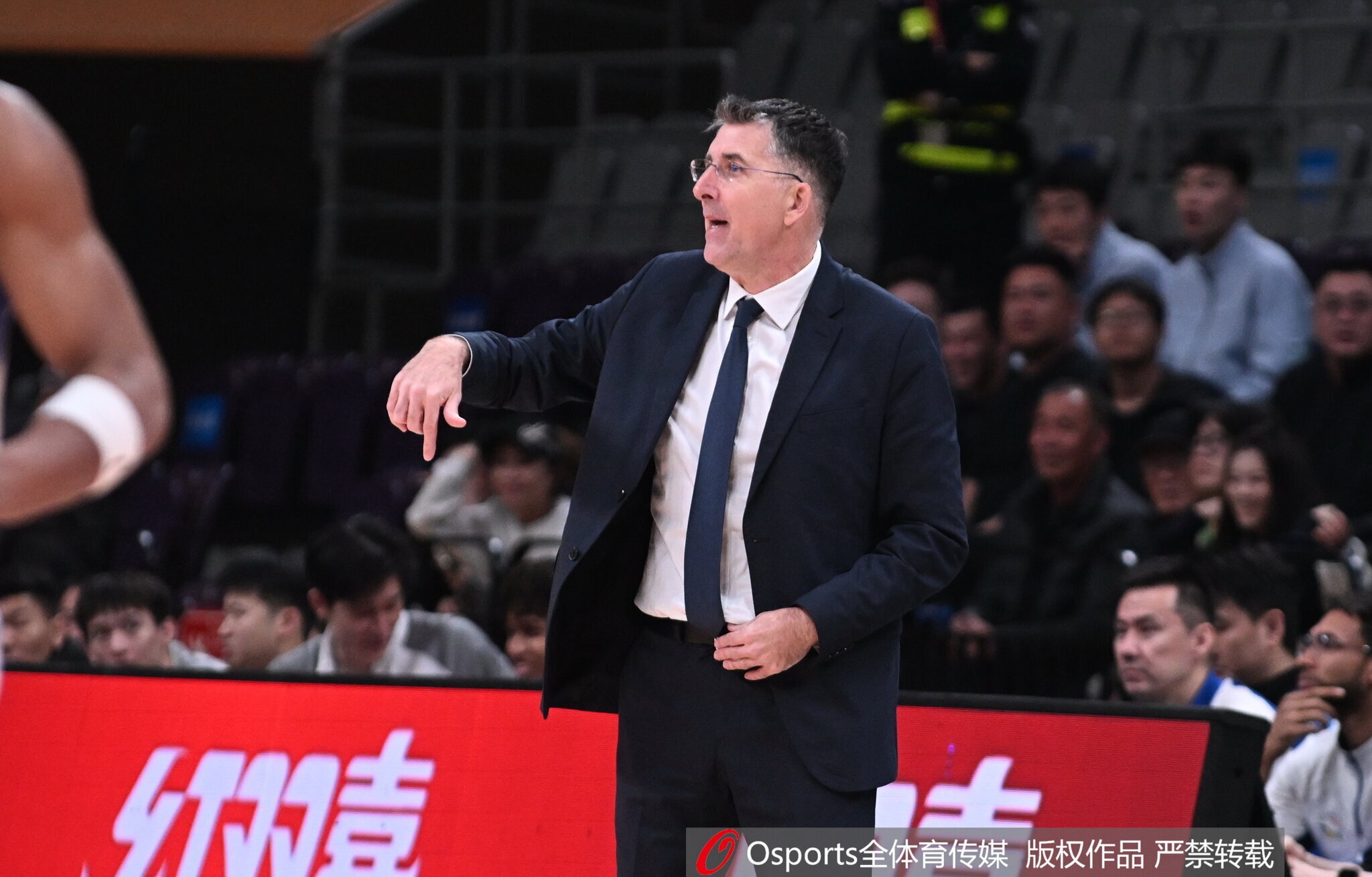 【精彩资讯】媒体人谈格兰：队里多人有伤 任何教练遇到这种用人