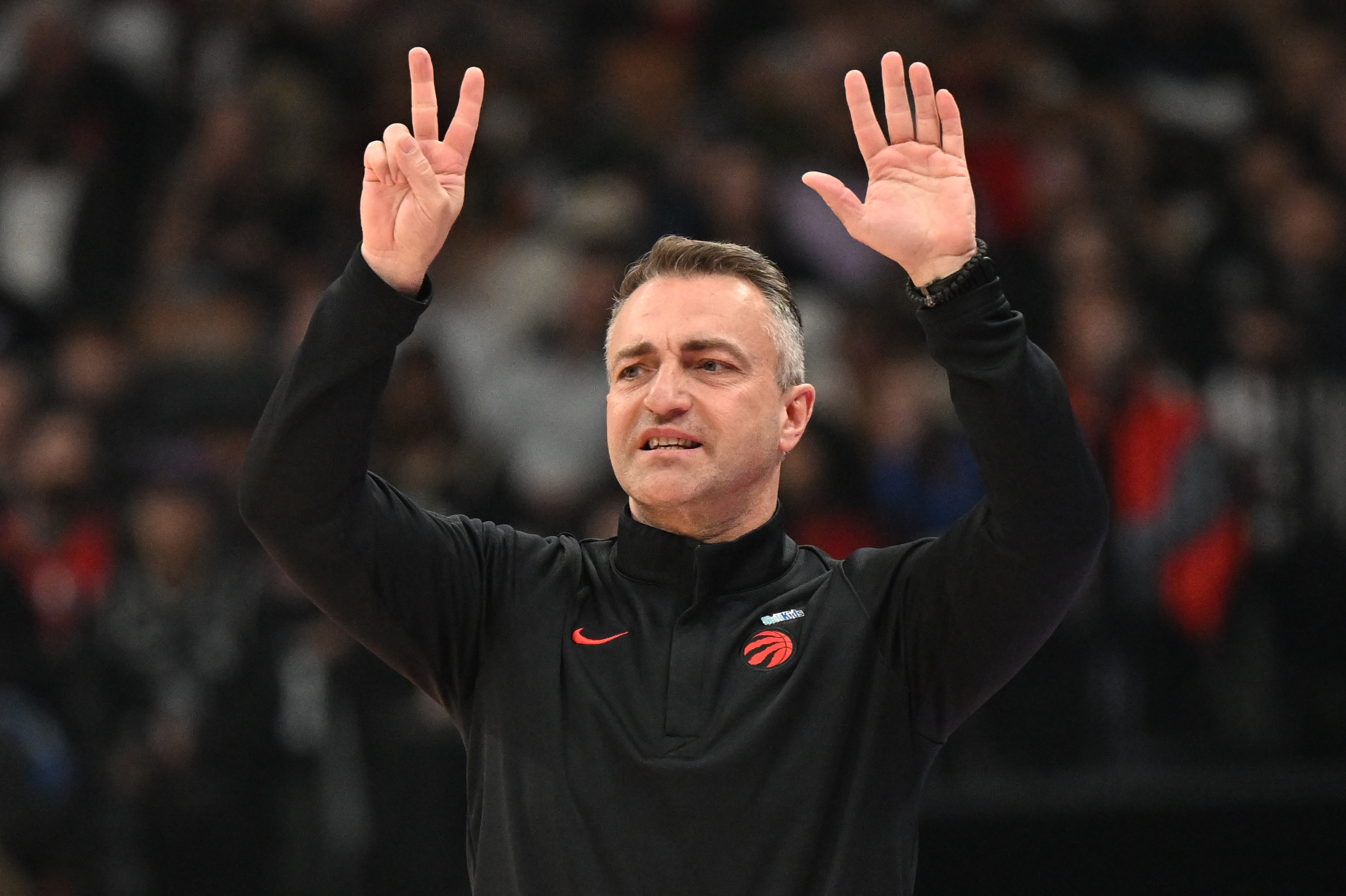 【最新进展】猛龙⬆️✌️主帅：骑士是⚾争冠热门之一 我们打完这轮系列赛也会成长很多(图1)