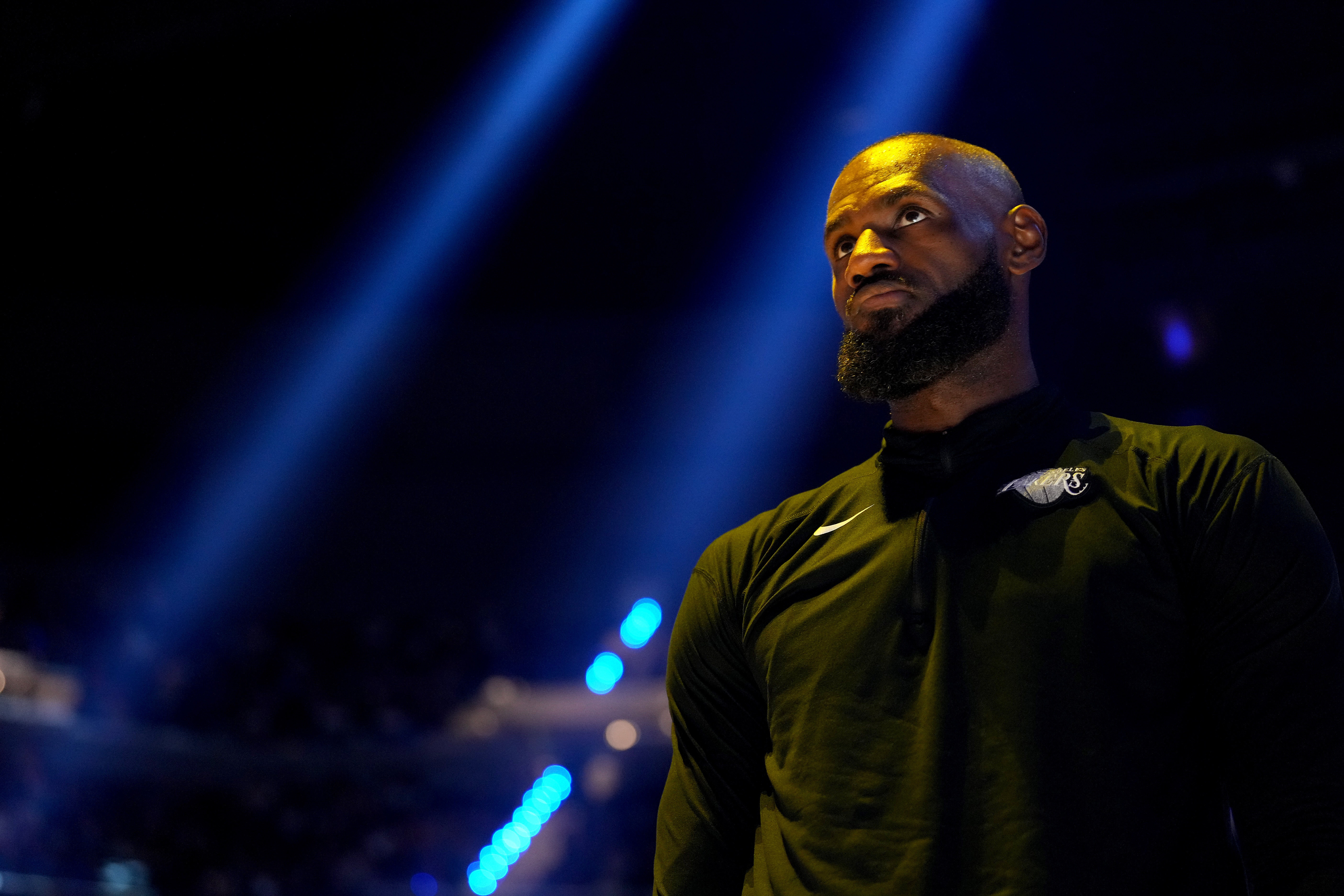 【詹姆斯】詹姆斯：我们能借助主场优势但助力不大 毕✌️竟比赛