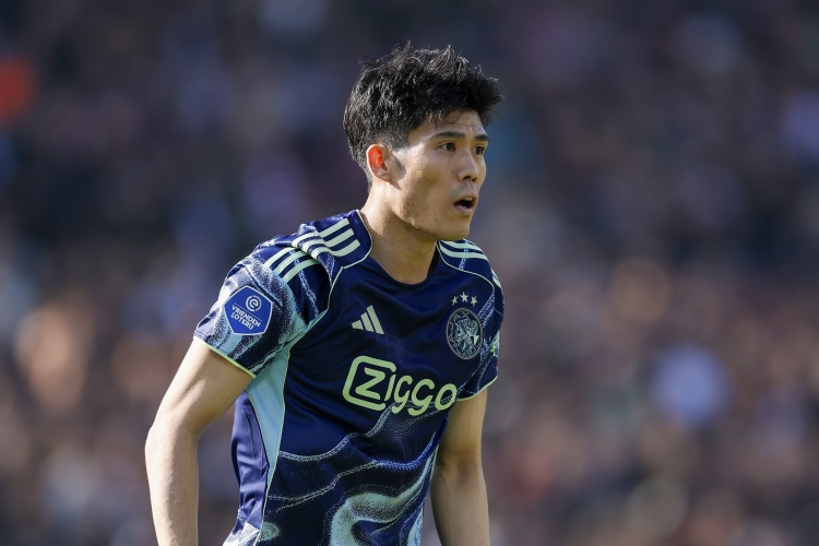 【五洲】仅签半年！荷媒：27岁富安健洋今夏将离队，阿贾克斯无