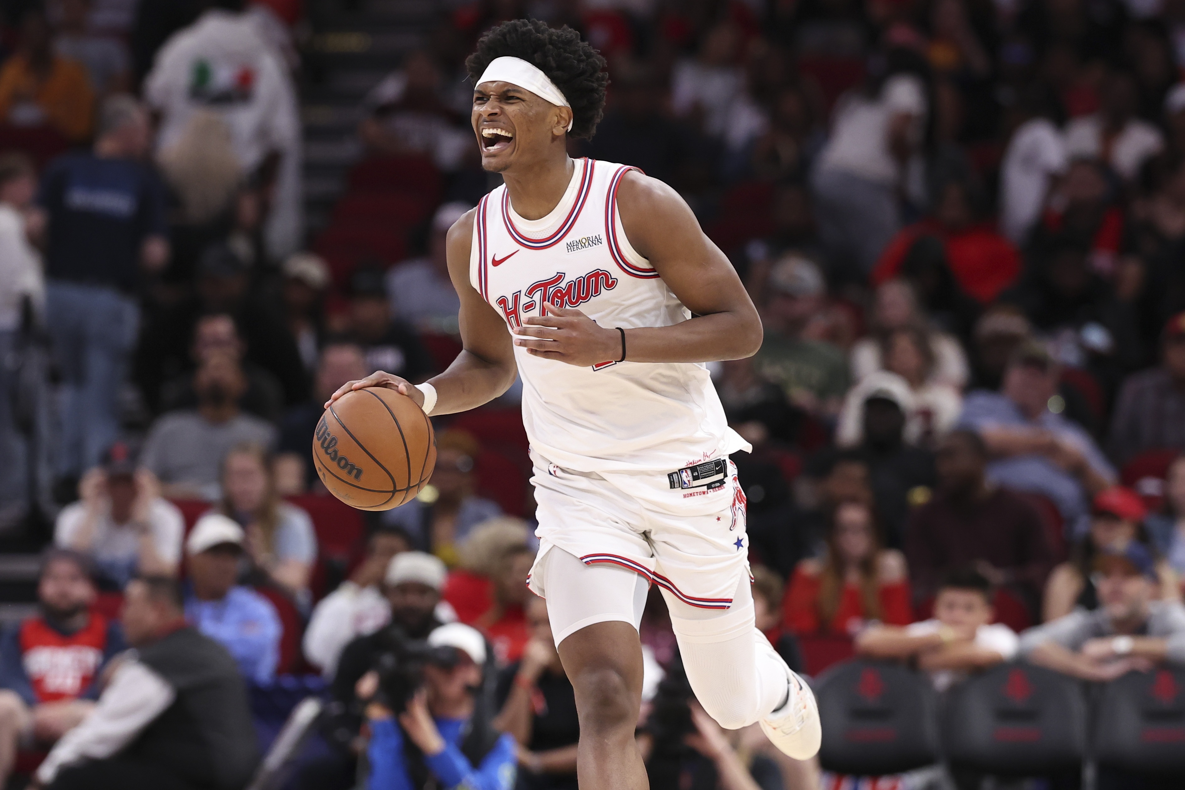 [最新提要]东里不打如何避免⚽轻敌？阿门：我们志在冲击总冠军