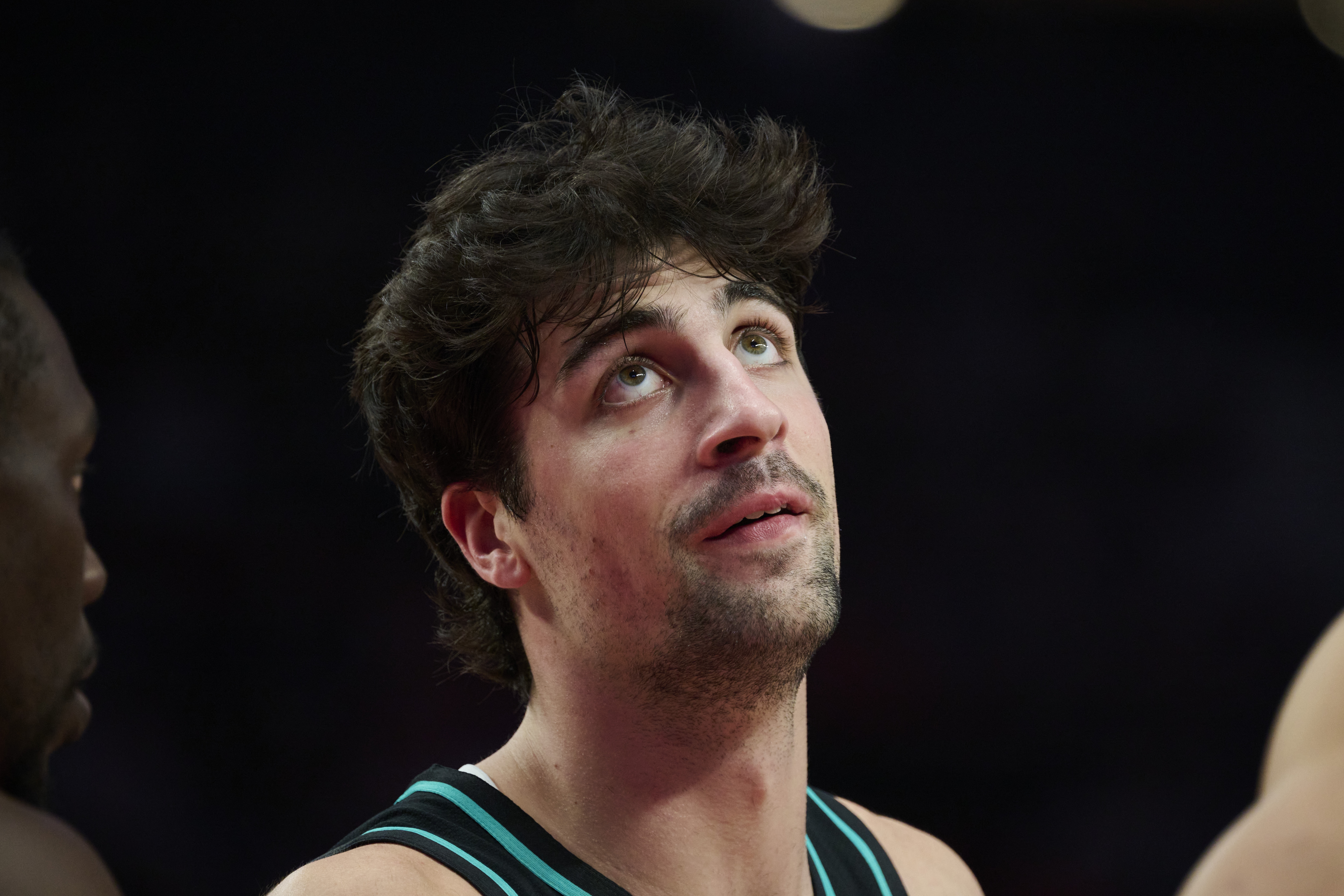 [最新进展]开拓者逆转太阳荡气回肠的大翻盘 杨瀚森新秀赛季就