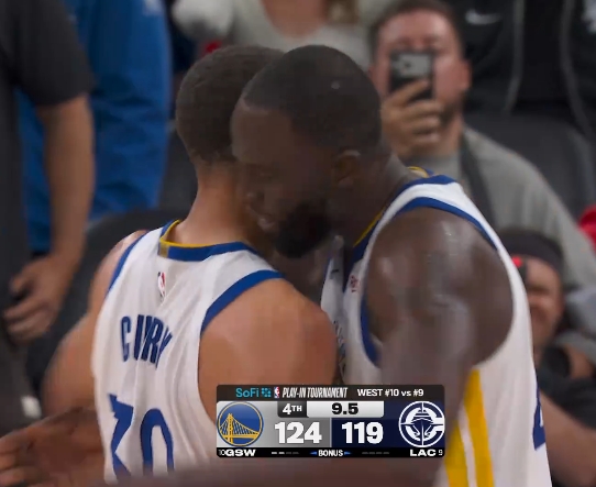 [体育趣闻]给尊重！追梦拖着一条伤腿绝命时刻助⬆️攻库里+抢断边线球+单断小卡(图2)