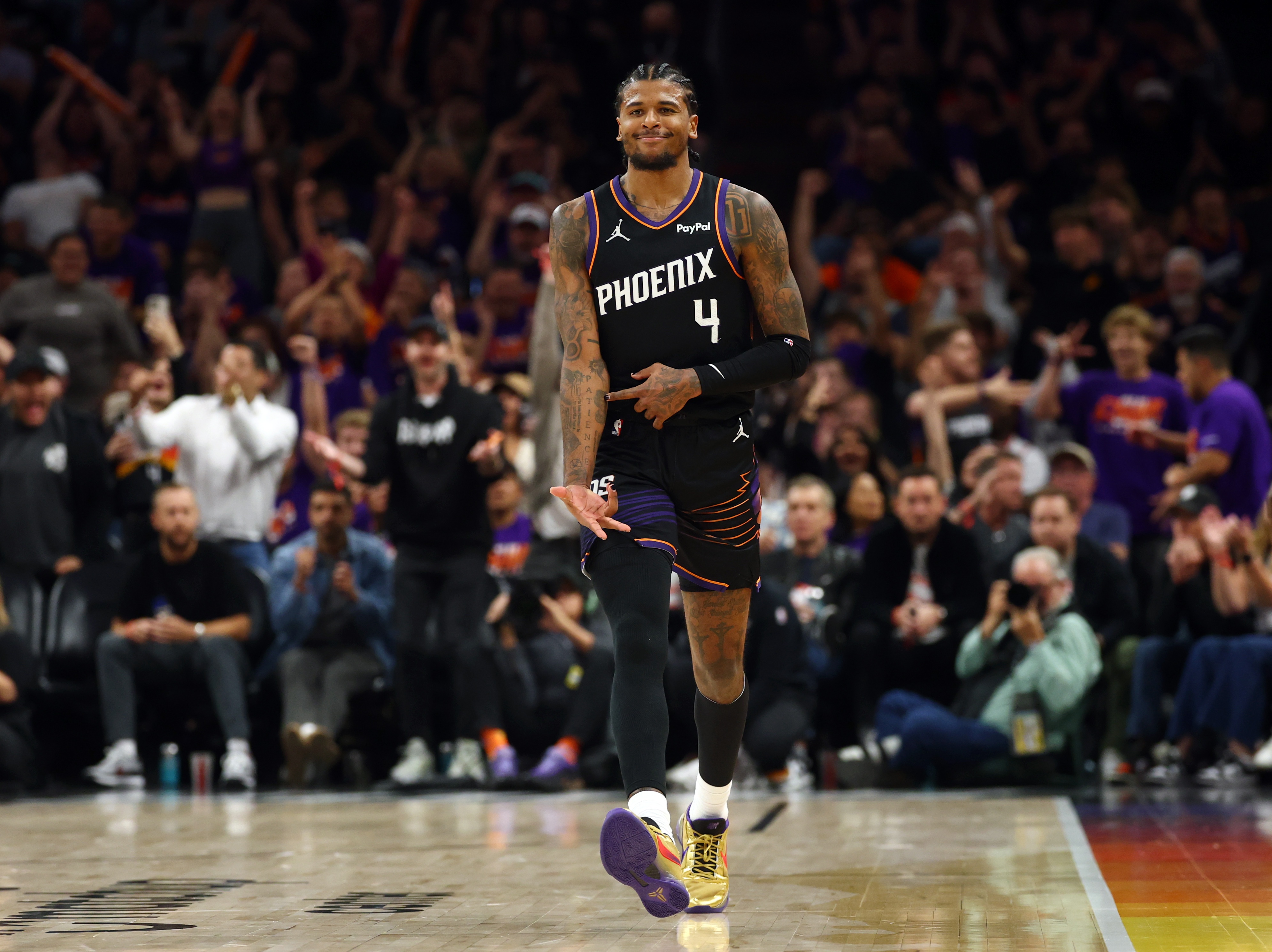 【体育焦点】一场＞三场！杰伦·格林砍36分 比他最后三场季后