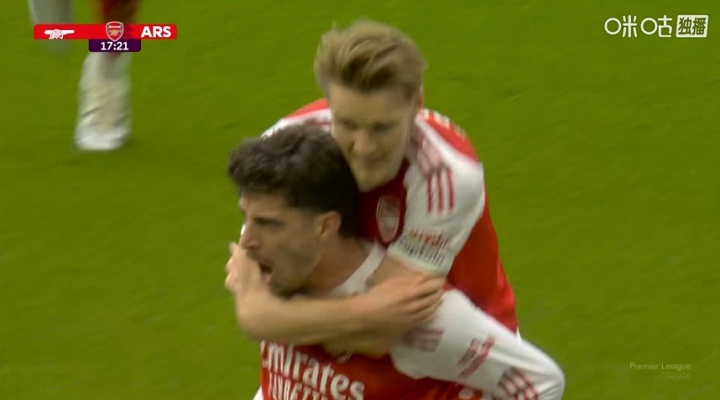 多纳鲁马超巨失误送礼！哈弗茨直接将球挡进，阿森纳1-1扳平曼城