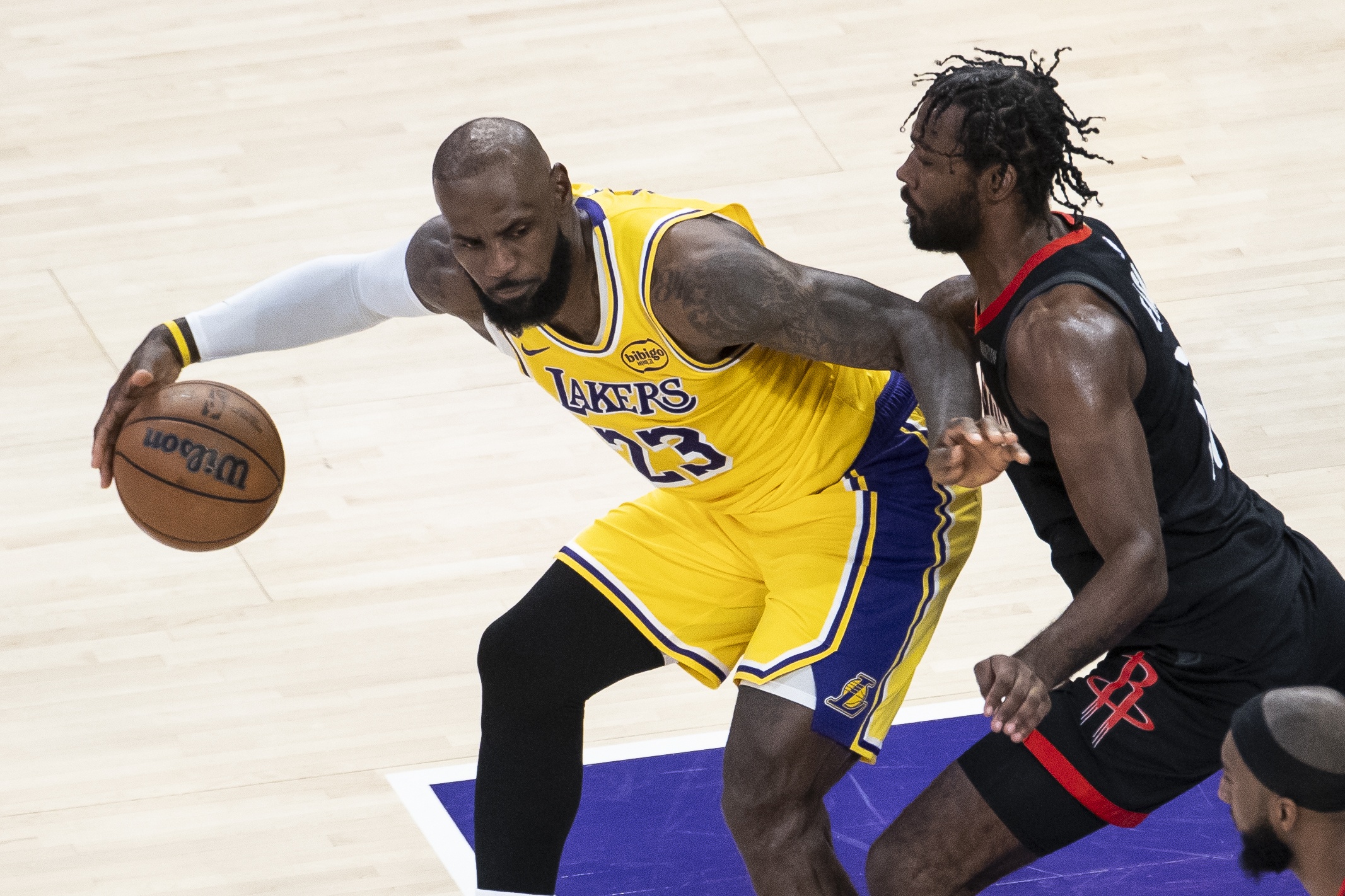 【体育报道】Skip：我由衷地为詹姆斯感到高兴 他今晚的表现