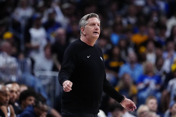 【体育世界】记者：怎么看今天双方罚球数是30对30？芬奇：下