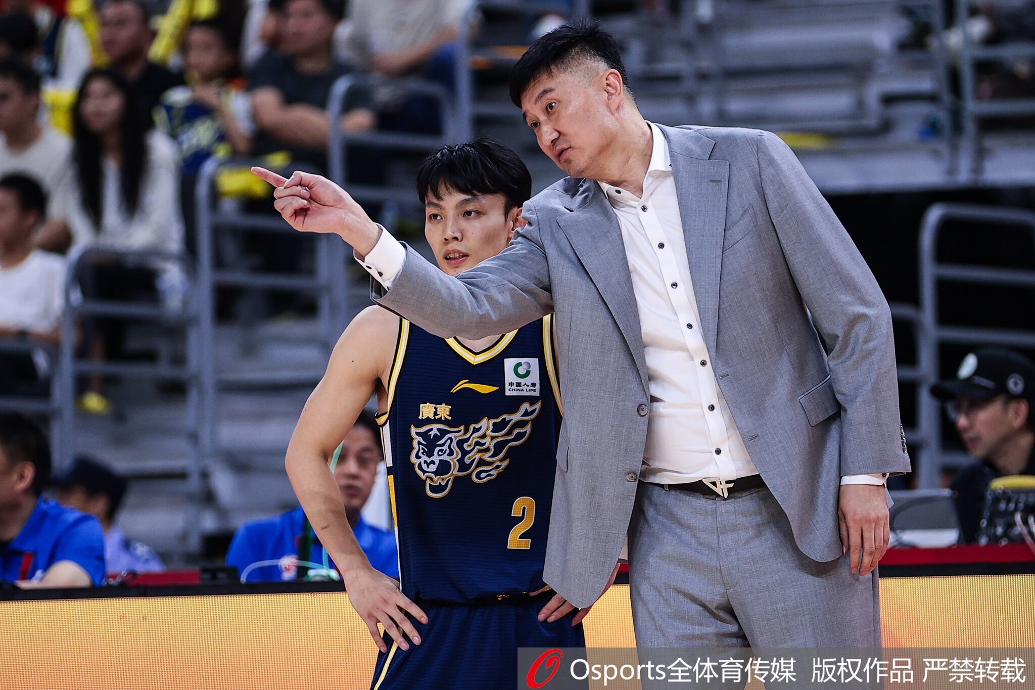 [最新提要]媒体人：广东主要受累于自己的打法 打最简单的进攻 跑最多的回合(图1)