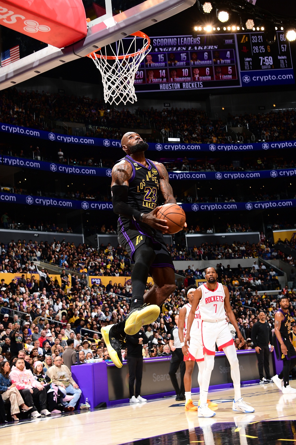 [每日资讯]詹姆斯：这是一场苦战 我们➡️应该对G3兴奋&也