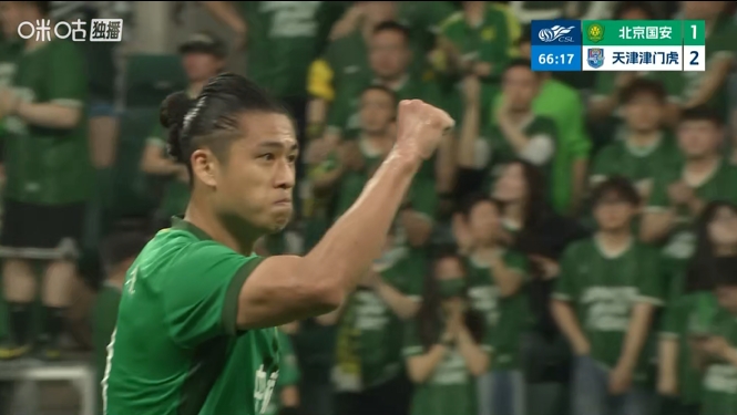 扳回一个！张玉宁头球破门，国安仍1-2落后津门虎