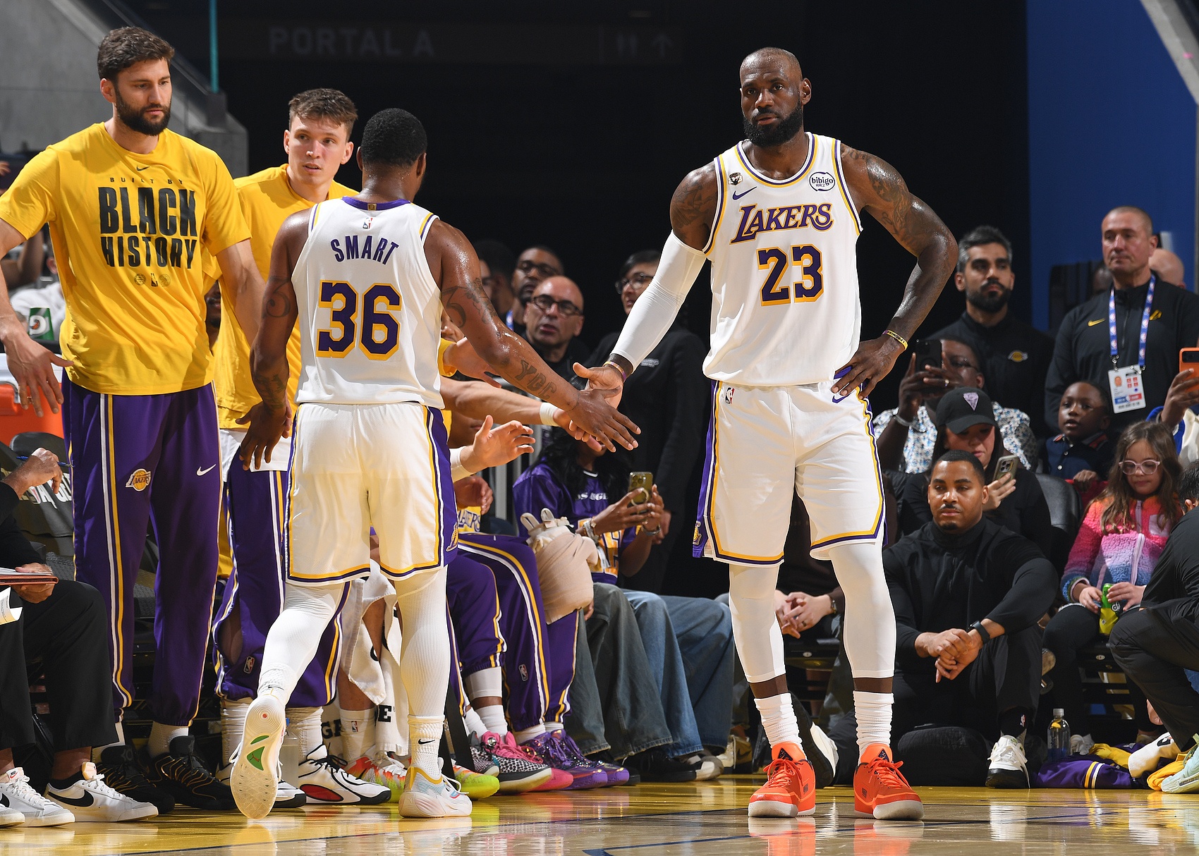 【体育有料】詹姆斯谈斯玛特：我和他交手多次 知道他始终⬇️保