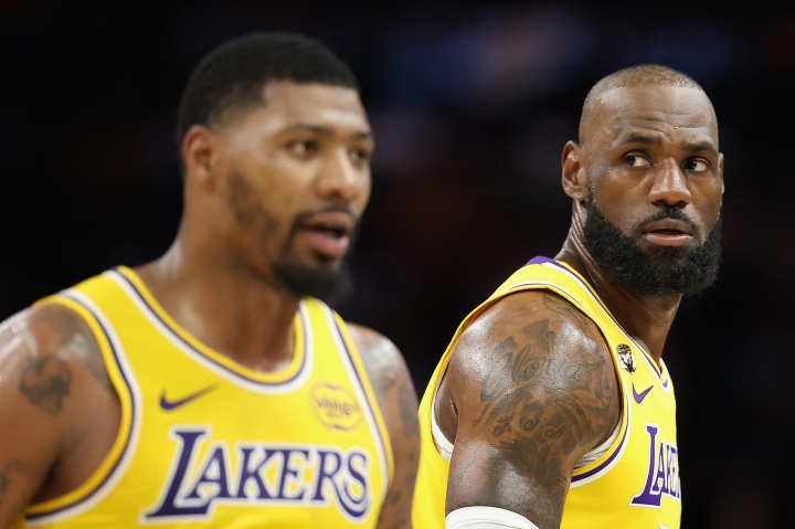 【最新赛报】雷迪克：詹姆斯和斯玛特都打出了⭐关键表现 球队也