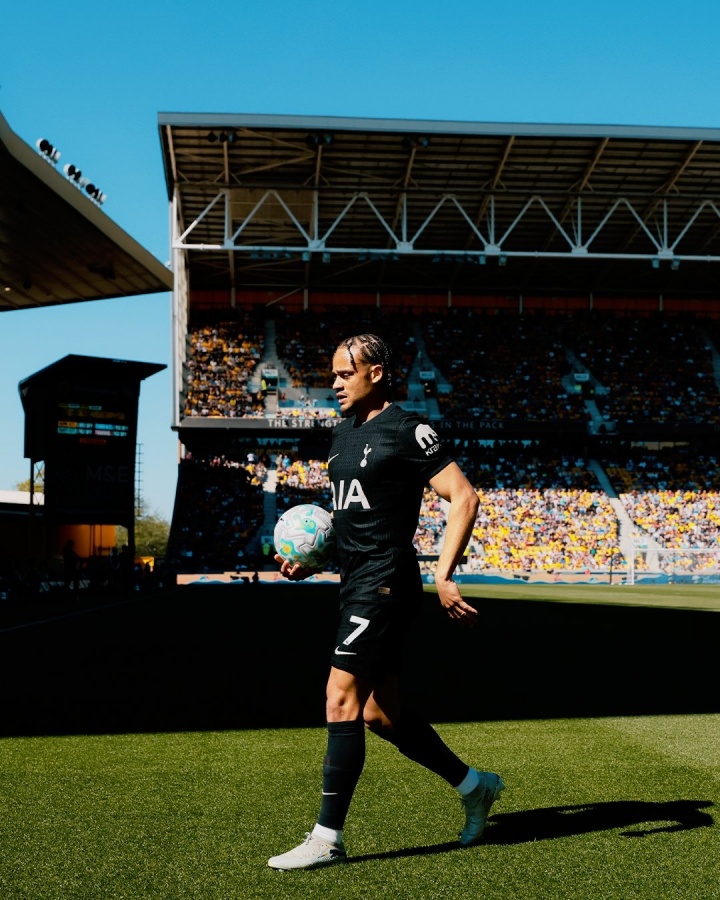 [今日上新]无缘世界杯！官方：哈维·西蒙斯十字韧带断裂，将接