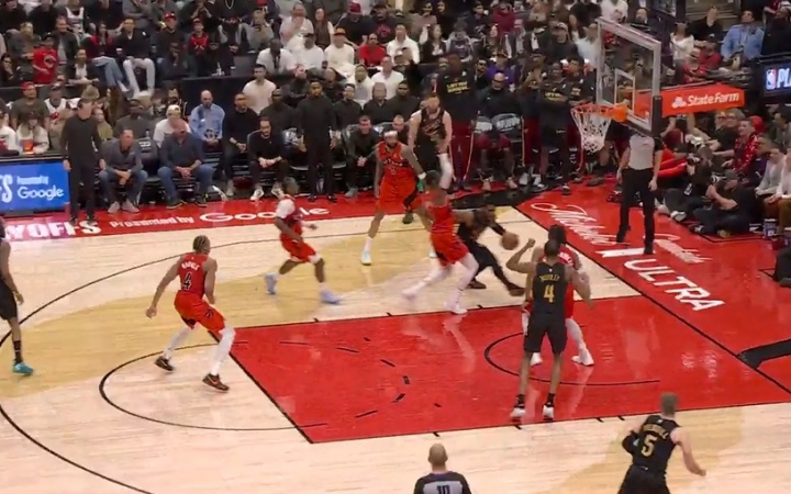 [官方通告]尸位素餐？骑龙G4出现7次错漏判！猛龙3次犯规获利 骑士获利4次(图3)