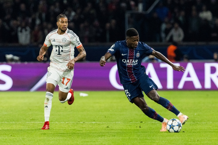  队报：门德斯和阿什拉夫将面对奥利塞和迪亚斯的边路挑战