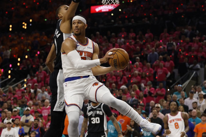哈特季后赛单场出战不足30分钟却拿至少15板6助4断 NBA历史第一人