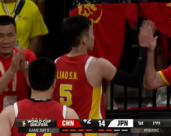 立功了！廖三宁连续两个反击一扣一上打停日本！