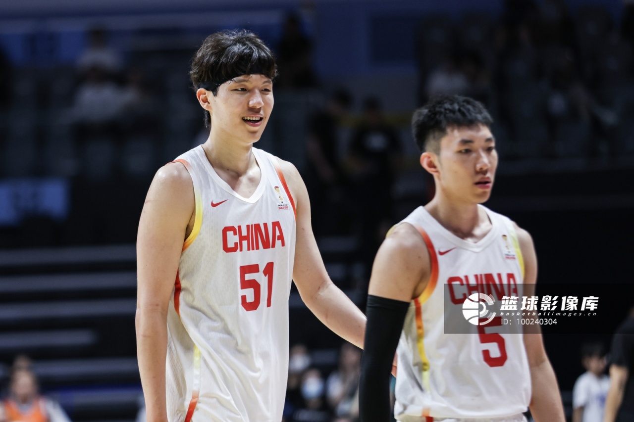【篮球】还是得打出你的优势！杨瀚森替补17分钟 9中4拿到1