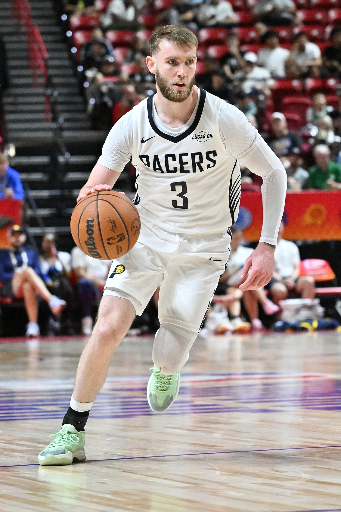 NCAA助攻王！步行者官宣用一份双向合同签下38号秀布雷登·史密斯
