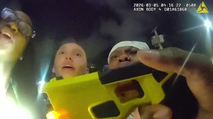 WNBA球员在夜店外被捕 佩奇当时就在旁边 还被电击枪指+警告