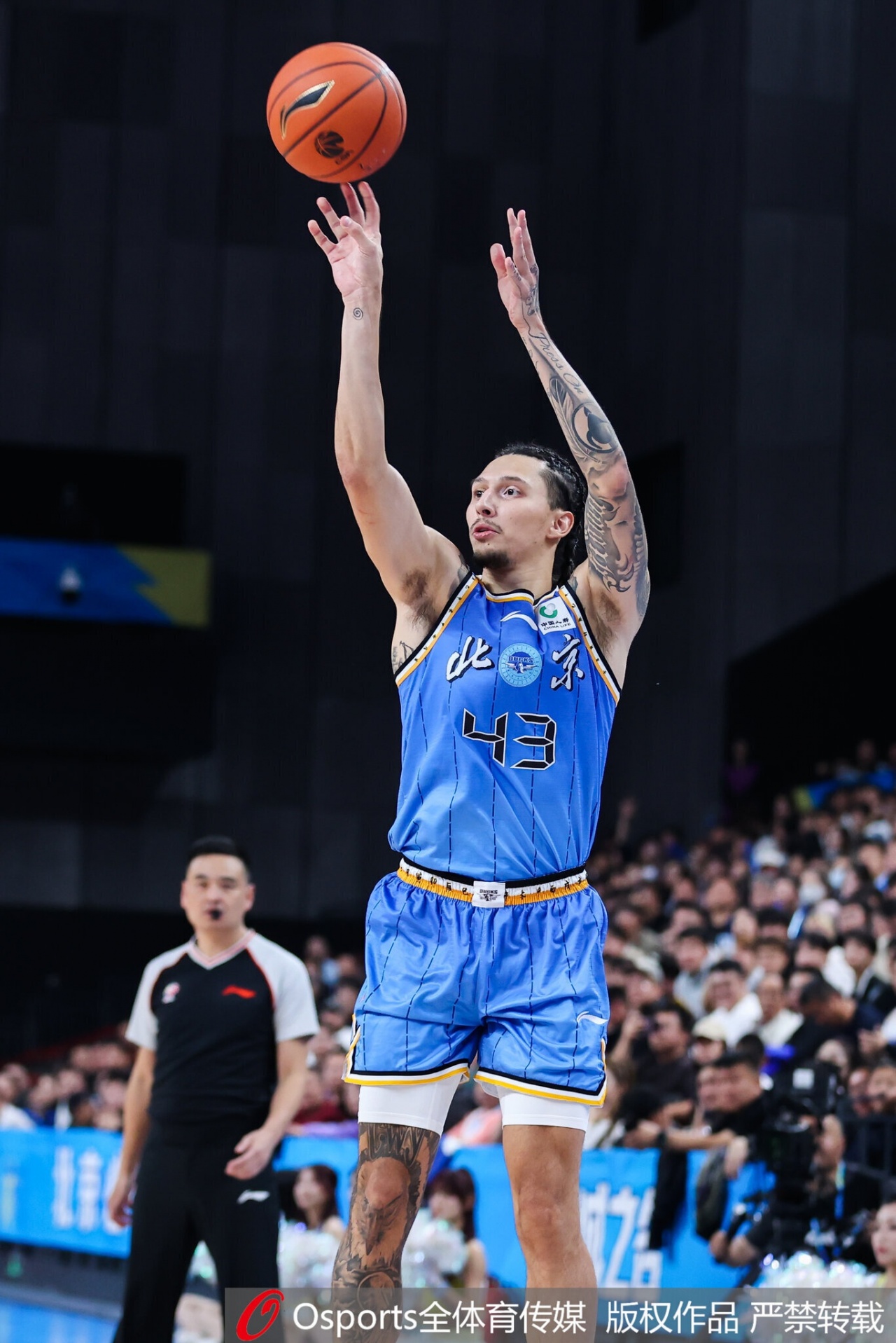 林迪·沃特斯谈三分8中7：我只是把握了空位机会 下一场再接再厉