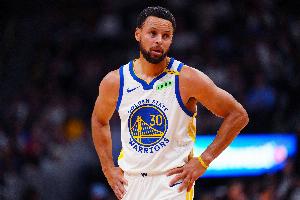 追梦：库里说打了这么多年NBA 仍然需要重新适应客场奔波