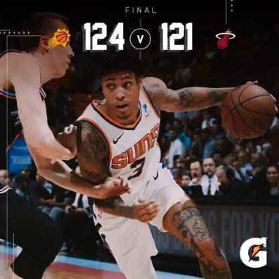 第四节,霍姆斯上篮拔得先筹,德拉季奇急停跳投命中,太阳三分线外弹如