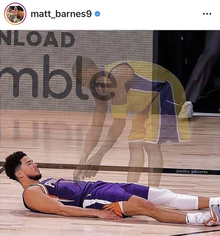 泪目巴爷称赞布克科比正在天堂对你微笑