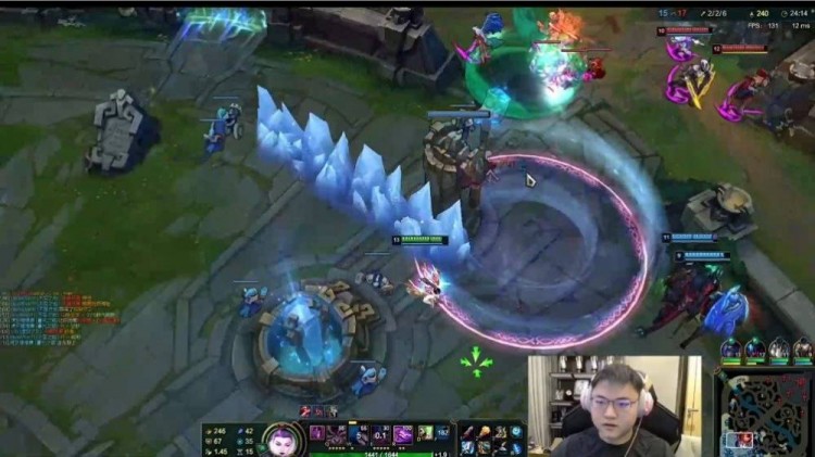 uzimeiko双排撞车圣枪哥亲手宰掉奶味蓝让你感受edg的热情