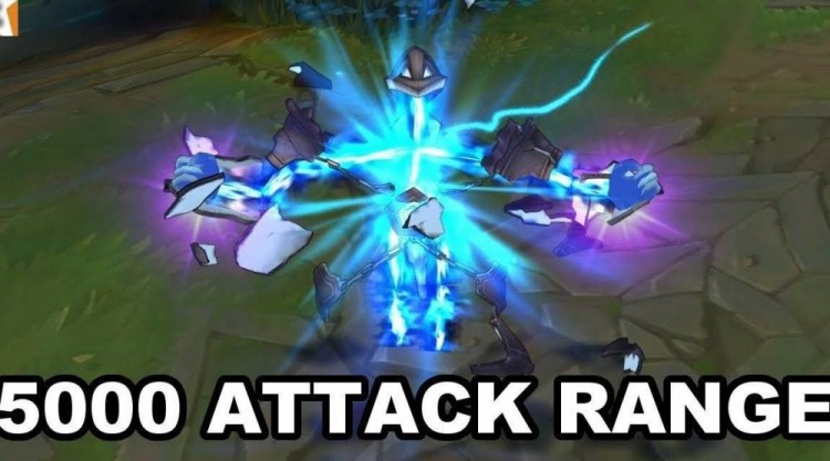 英雄联盟泽拉斯bug开大招后立即普攻普攻距离可达5000码