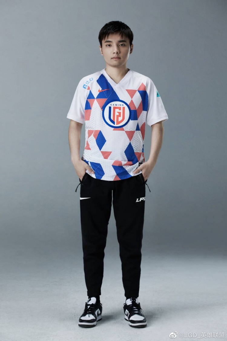 lgd春季赛定妆照kramer和chance正片来袭