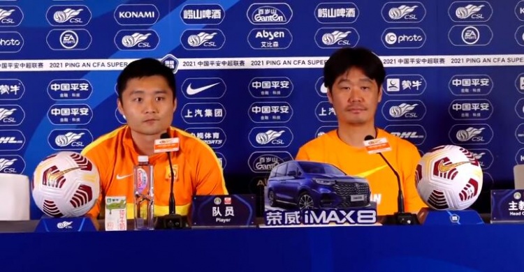 李霄鹏：球队困难我能列20多条  化解压力就要努力工作